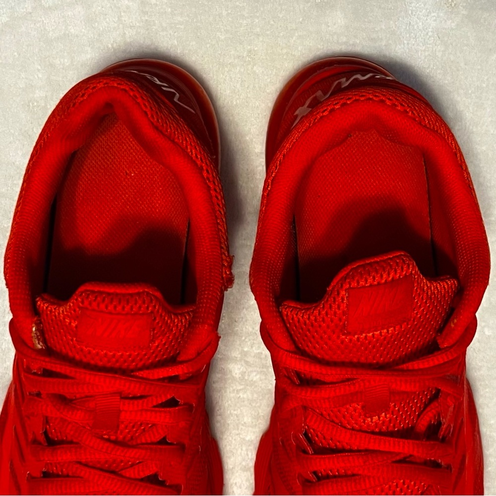 Nike Air Max Excellerate 4 University Triple Red
Dynasty Running Shoes Size 8 - Picture 7 of 10